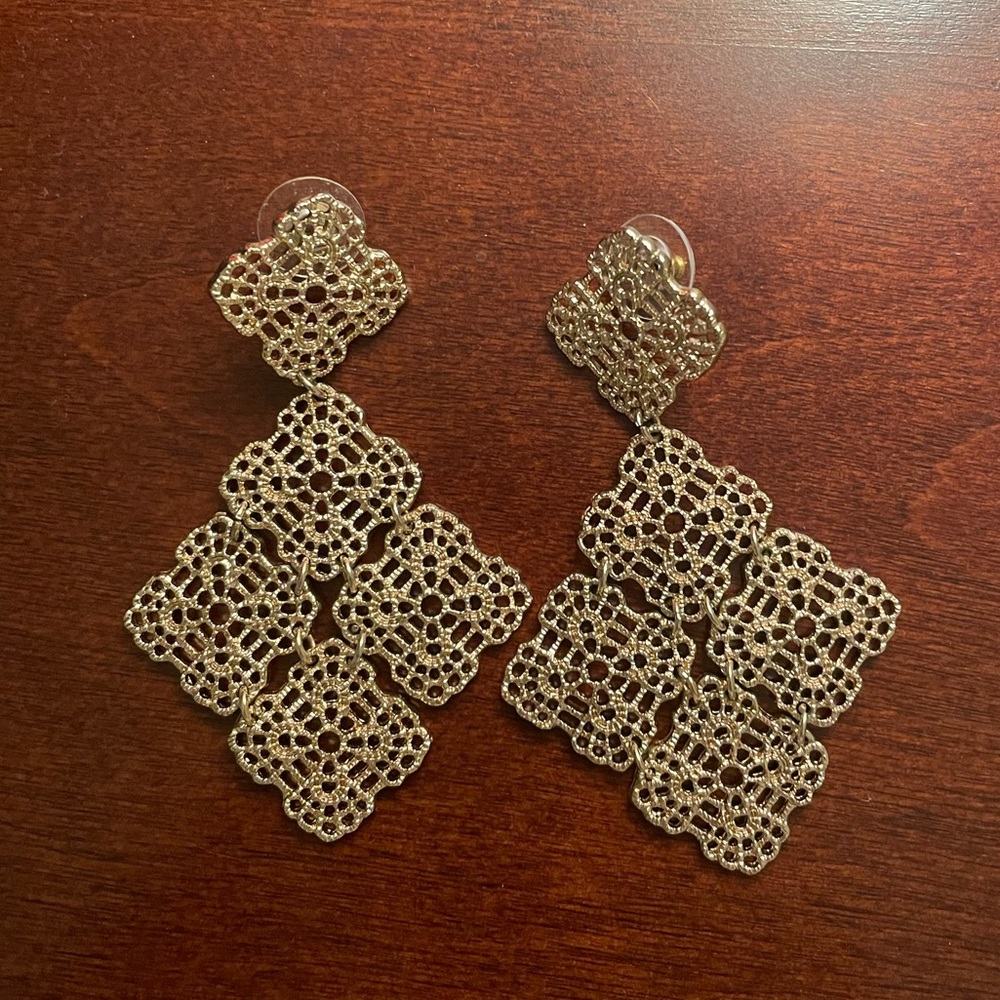 Gold dangle earrings